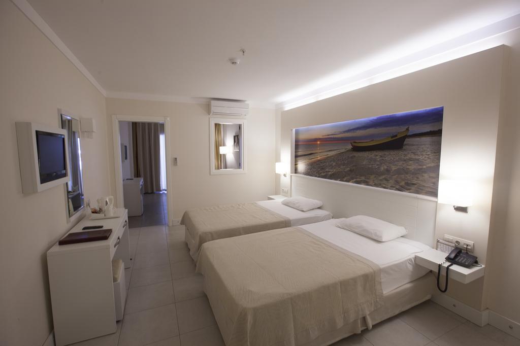 HOTEL-BATIHAN-BEACH-RESORT-KUSADASI -7